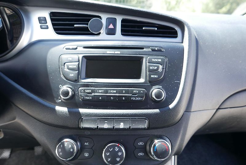 Kia Ceed (2012) - fotka 8 z 18