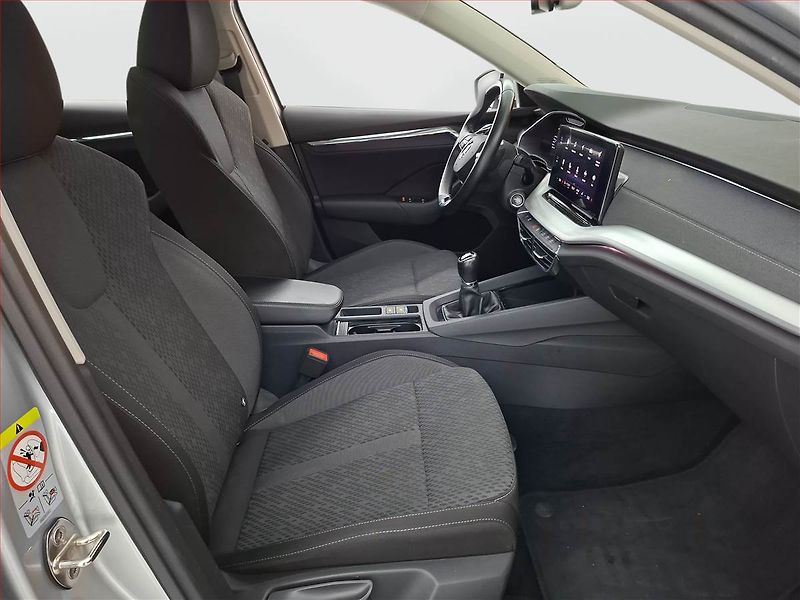 Škoda Octavia (2021) Style 1.5 TSI, ČR,1.maj - fotka 9 z 18