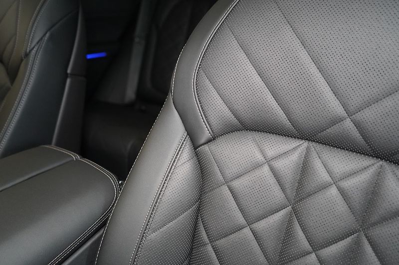 BMW X5 30d xDrive, Ventilace, Tažné - fotka 23 z 49