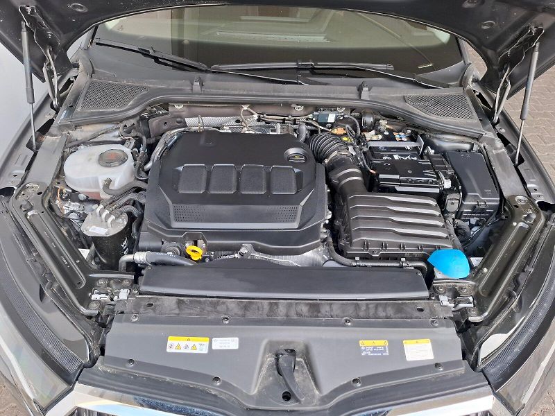 Škoda Octavia (2025) SELECTION TD 85/2.0 M6F - fotka 18 z 28