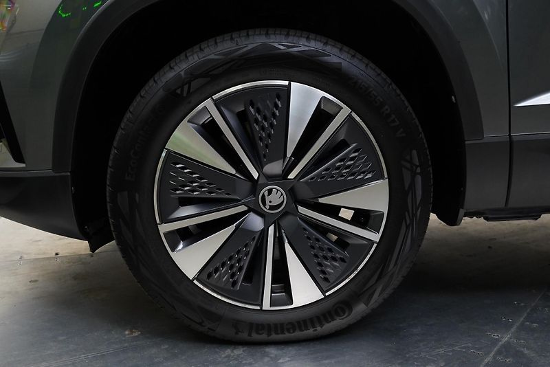 Škoda Karoq - fotka 10 z 30