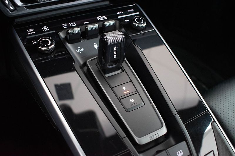 Porsche 911 CARRERA S - fotka 20 z 34
