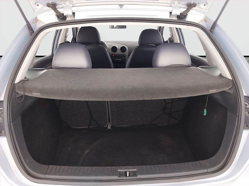 Seat Ibiza (2003) 1.4 16V, po STK, jezdí dobře - fotka 14 z 15