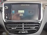 Peugeot 208 (2016) ALLURE Automat 1,2i 60kW - náhled 21
