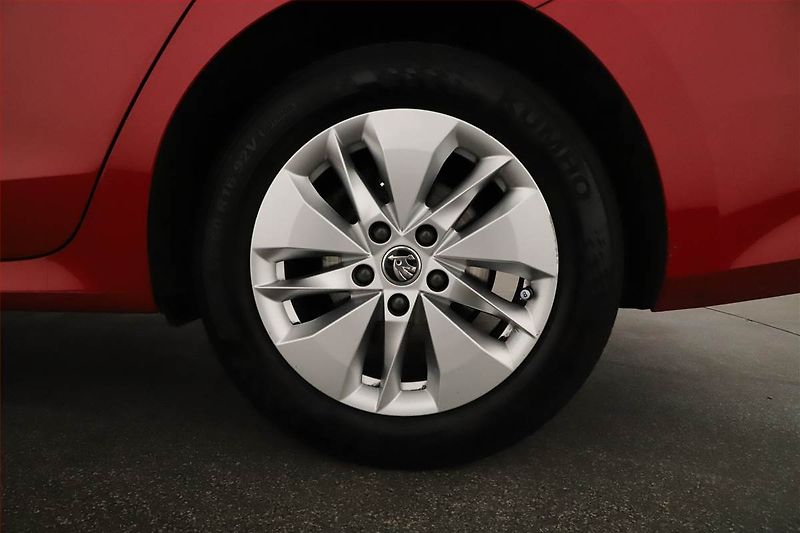 Škoda Octavia (2022) 1.5 TSI G-TEC - fotka 12 z 20