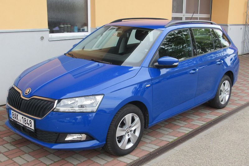 Škoda Fabia 1.0 TSi KLIMA VYHŘ. SEDADLA - fotka 4 z 25