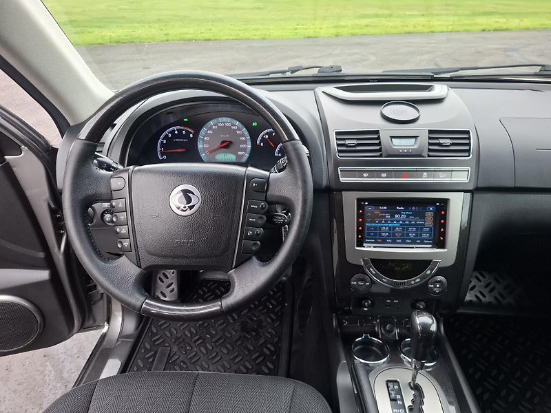 SsangYong Rexton (2013) 2.0TD 114kW,tažné 2600kg,4x4 - fotka 10 z 17