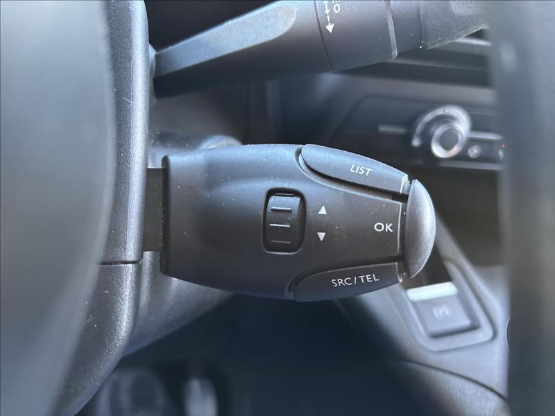 Peugeot Partner 1,2 Puretech 81kW Active L1 - fotka 25 z 33