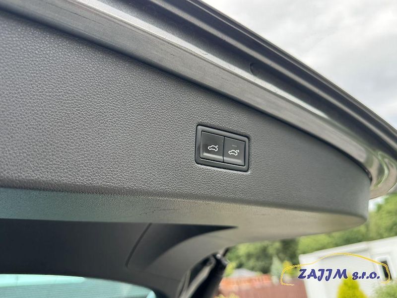 Volkswagen Tiguan 2.0TDI 4x4 + tažné, kamera - fotka 60 z 60