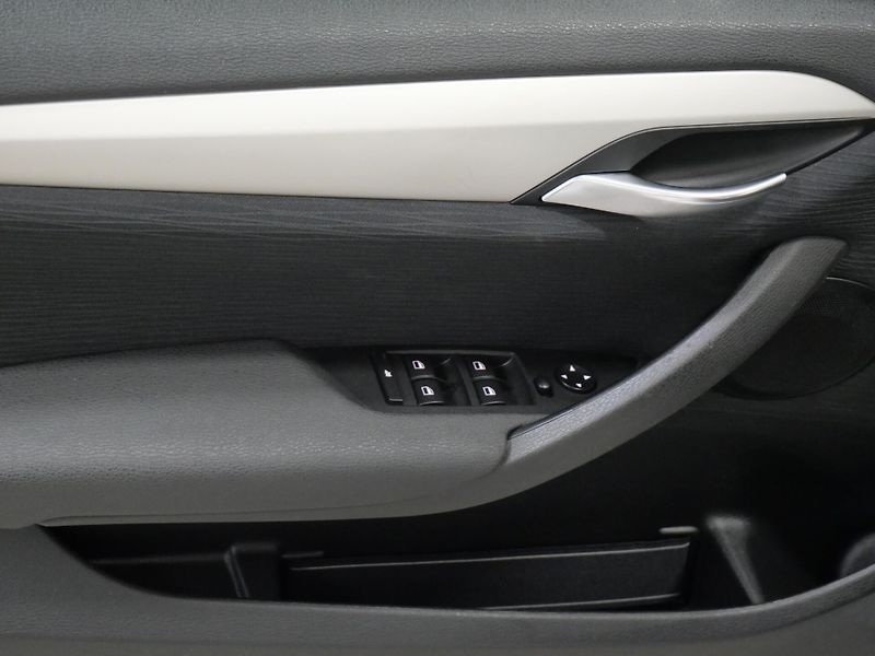 BMW X1 - fotka 13 z 25