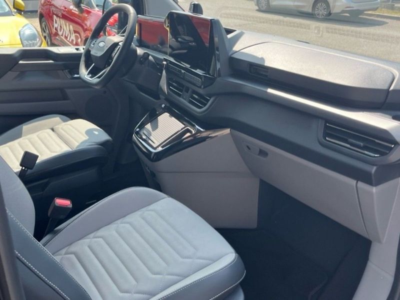 Ford Tourneo Custom 2.0D,125KW, CZ, DPH,1. MAJ - fotka 12 z 35