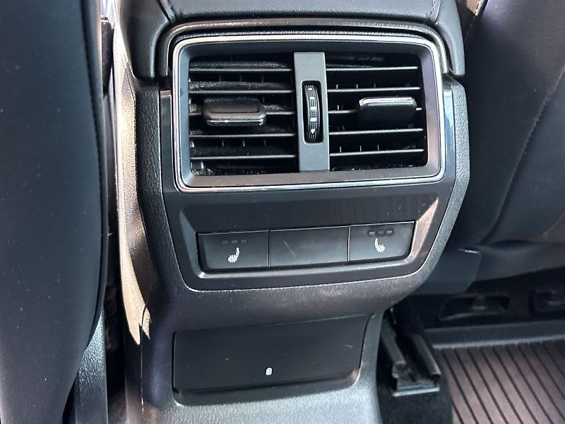 Škoda Kodiaq (2019) 2.0 TSI 4x4 DSG L&K - fotka 25 z 31