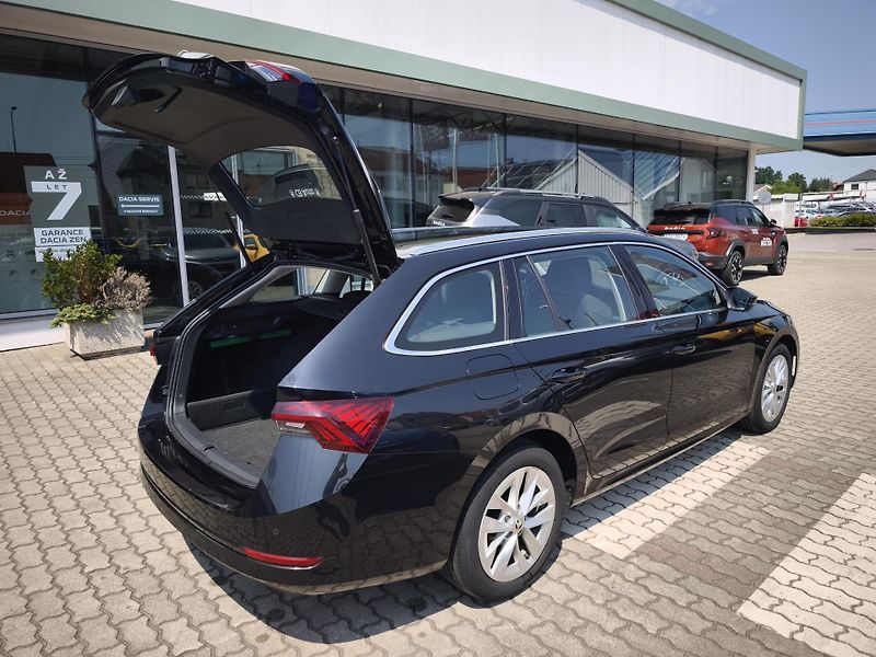 Škoda Octavia 2021 ČR 2.0 TDI DSG STYLE - fotka 27 z 31