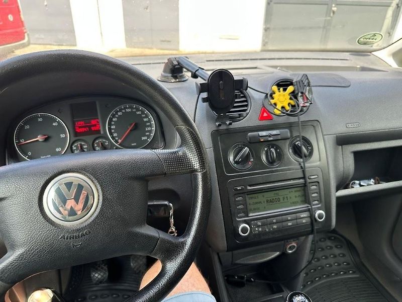 Volkswagen Caddy (2006) 1.9 TDI 7 míst - fotka 15 z 16