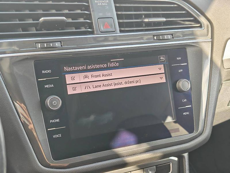 Volkswagen Tiguan 6G 1,5TSi - fotka 16 z 22