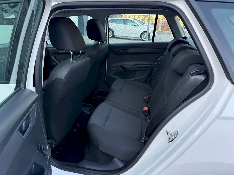 Škoda Fabia (2022) Combi 1.0 TSI 70 kW - fotka 7 z 20