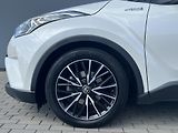 Toyota C-HR (2018) 1.8 VVT-i E-CVT - náhled 33