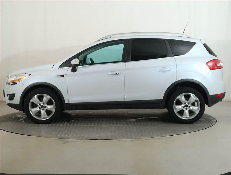 Ford Kuga (2009) 2.0 TDCi, 4X4, Navi, Tempomat - fotka 3 z 12