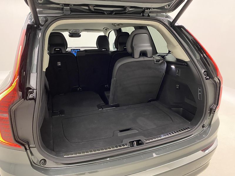 Volvo XC90 (2026) B5 AWD AUT BRIGHT PLUS 7míst - fotka 22 z 73