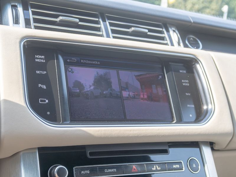 Land Rover Range Rover (2013) 3.0D 183KW - fotka 26 z 60