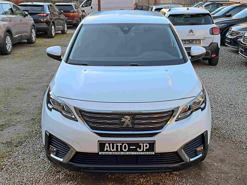 Peugeot 5008 (2020) 1,2 PT EAT8 17ALU PDC NAVI - fotka 9 z 22
