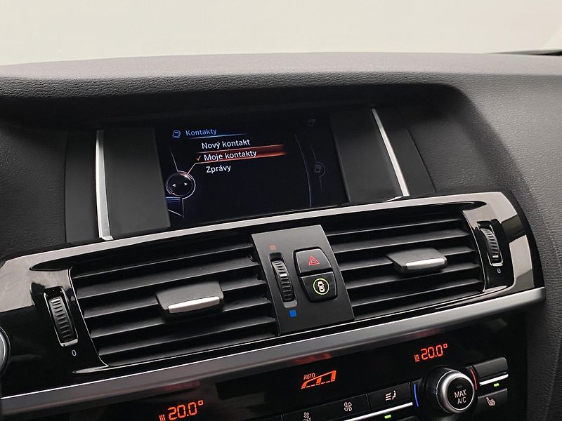 BMW X3 XDRIVE 20d AUT  - fotka 42 z 56