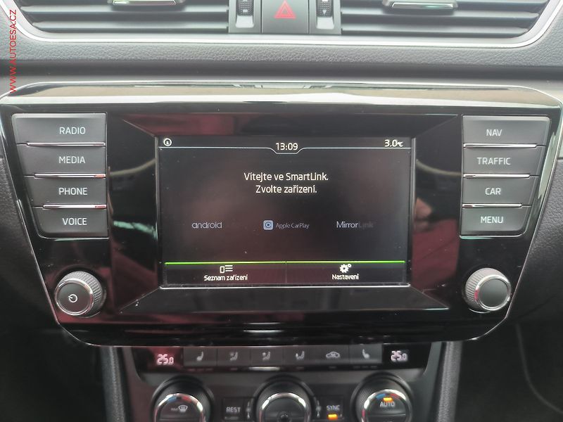 Škoda Superb (2015) 2.0 TDi, Style, DSG, bixen - fotka 15 z 25
