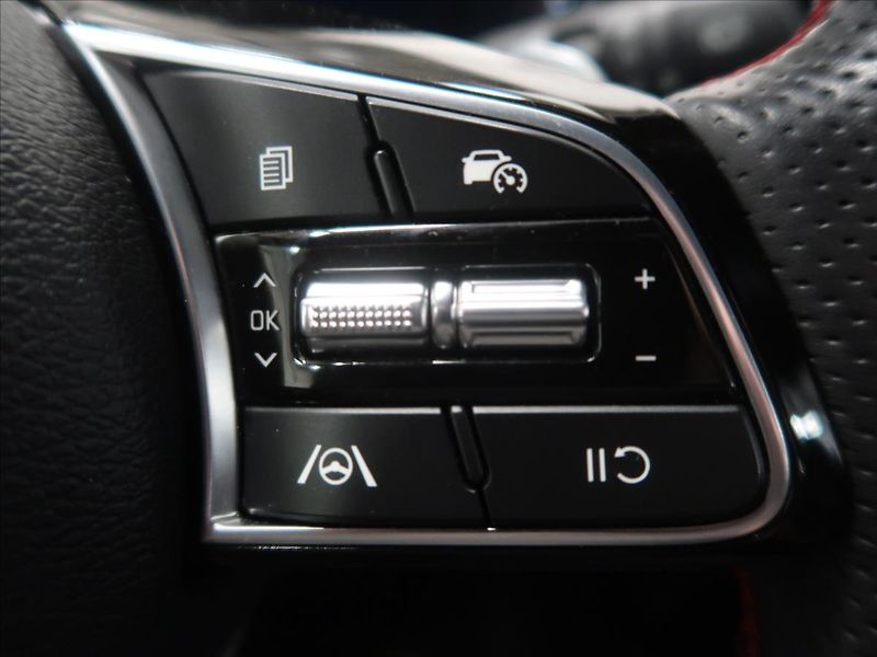 Kia ProCeed 1,6 T-GDI GT 150KW CZ TOP STAV - fotka 20 z 40