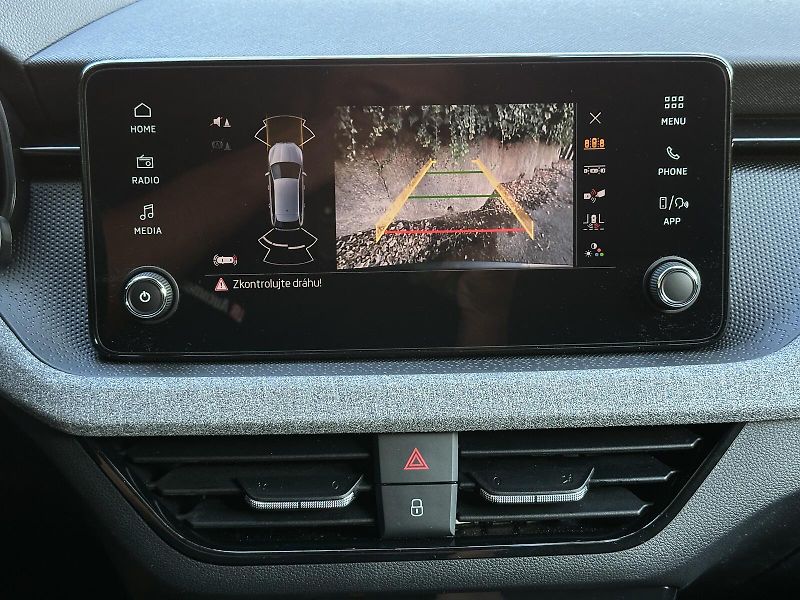 Škoda Scala 1.0TSi DSG 116PS KLIMA AC V.Co - fotka 29 z 37