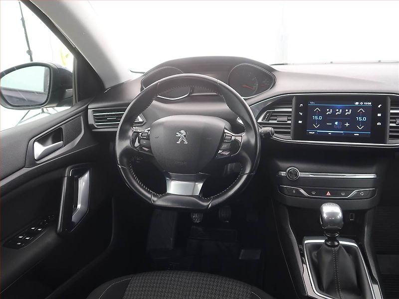 Peugeot 308 (2019) 1.2 PureTech, Serv.kniha, Navi - fotka 7 z 15