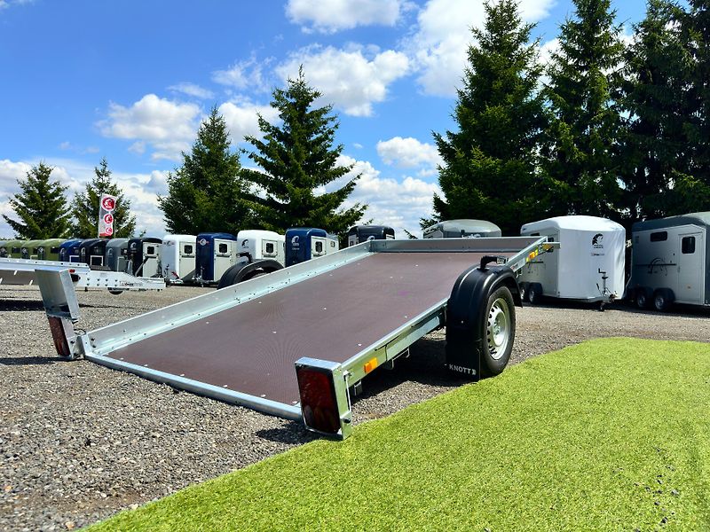 Debon (2026) Platform SF (310x180) 750 kg - fotka 18 z 23