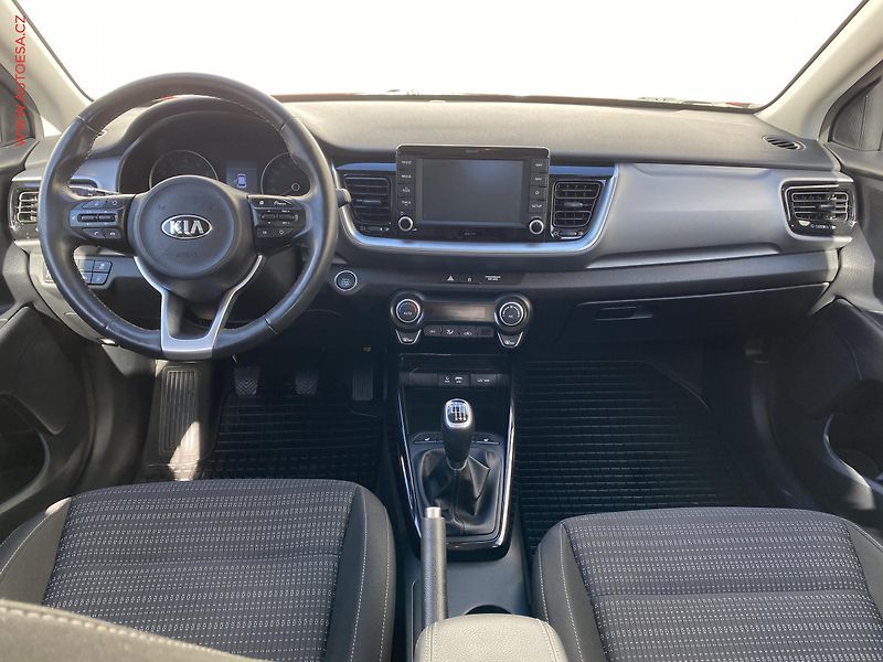 Kia Stonic (2018) 1.4 CVVT, 2.maj,ČR, Navi - fotka 8 z 19