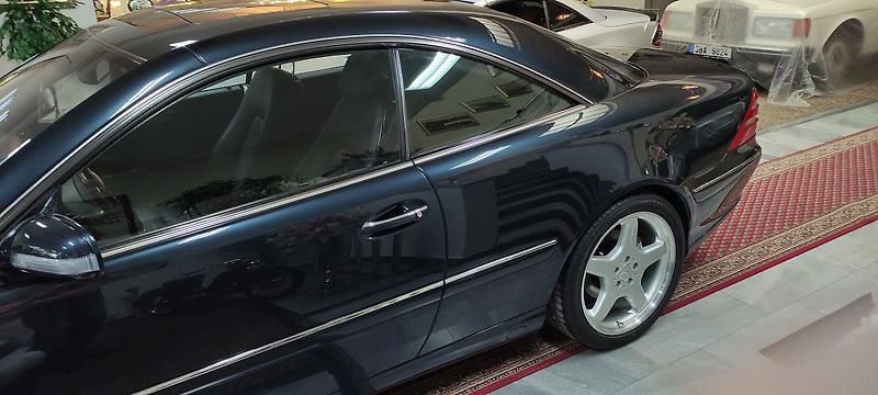 Mercedes-Benz CL (1991) 500 C215 - fotka 3 z 38