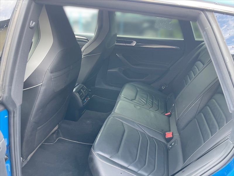 Volkswagen Arteon 2,0 TDI 147 R-Line 4Mot. DSG - fotka 8 z 11