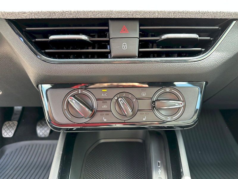 Škoda Kamiq (2025) 1,0 TSI / 85 KW / Selection - fotka 20 z 29