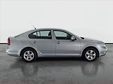 Škoda Octavia (2011) 1.6 TDI, Tempomat - náhled 6