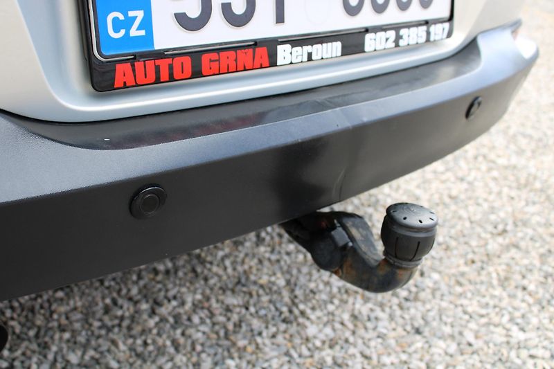 Volkswagen Tiguan (2012) 2.0 TDI KLIMA VÝHŘEV TAŽNÉ NAV - fotka 10 z 23