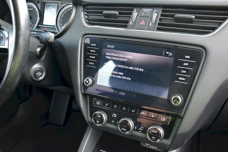 Škoda Octavia (2018) Combi 2.0 TDI 110 kW Style - fotka 21 z 26