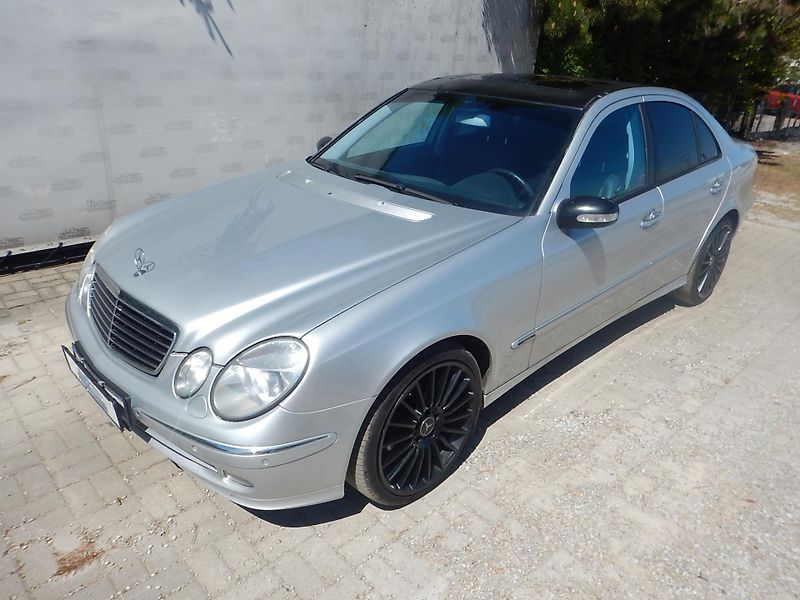 Mercedes-Benz Třídy E E 350 4MATIC, DIGIKLIMA - fotka 2 z 32