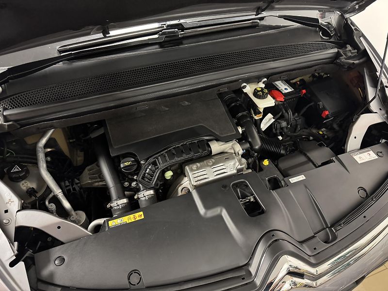 Citroën Grand C4 SpaceTourer (2019) Business Aut 1.MAJITEL - fotka 38 z 40