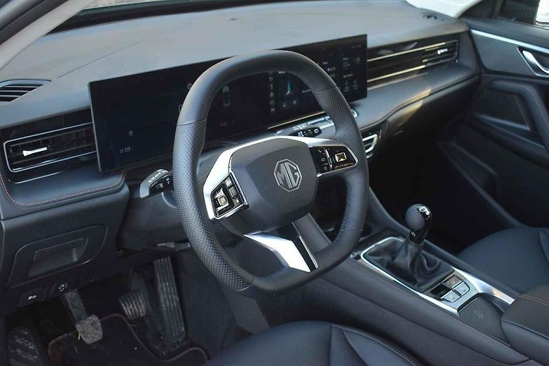 MG HS je teď auto, které se hodí aktivním rodinám.