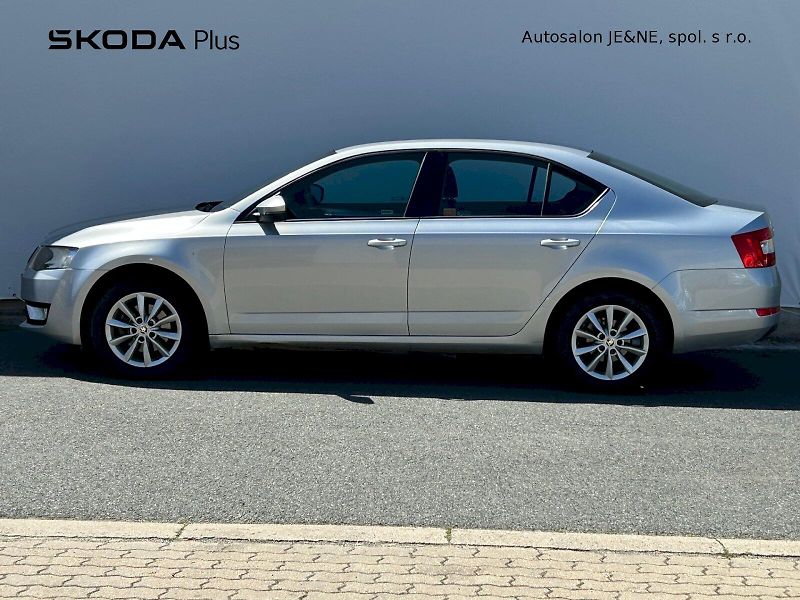Škoda Octavia (2013) Ambition Plus 1.6 TDI 77 kW - fotka 3 z 24