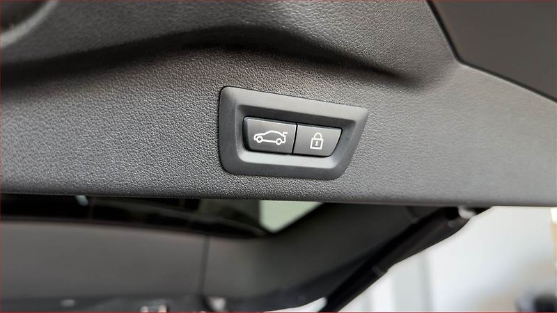 BMW X7 (2023) xDrive40i - fotka 24 z 24
