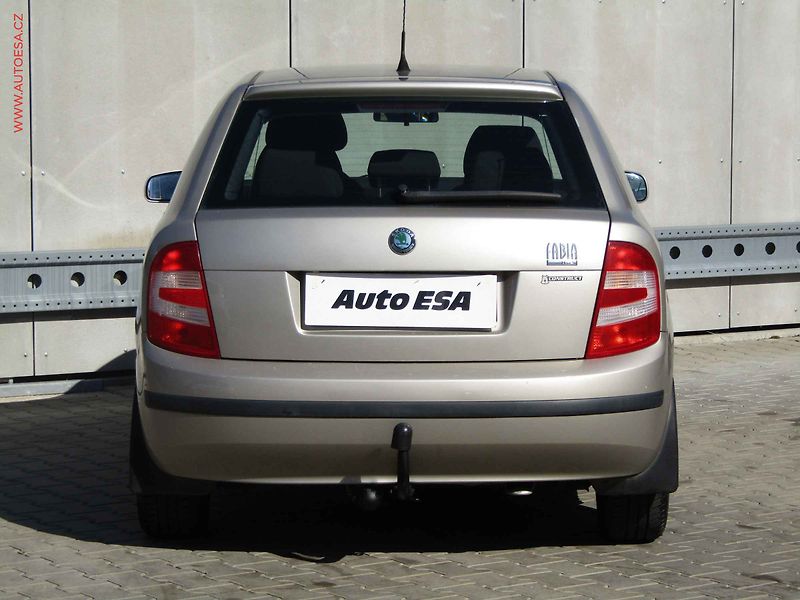 Škoda Fabia (2005) 1.2 i, ČR, servis.kniha - fotka 5 z 16