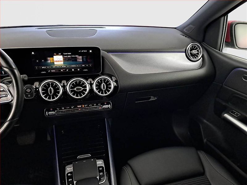 Mercedes-Benz Třídy B (2019) B 180, Automat, Kůže, Navi - fotka 8 z 24