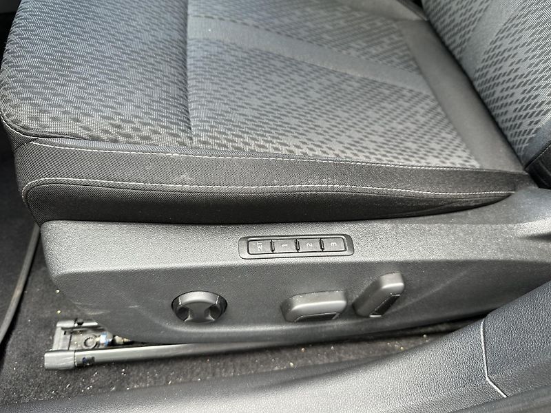 Škoda Octavia (2023) Škoda Octavia IV 2.0tdi DSG - fotka 13 z 38