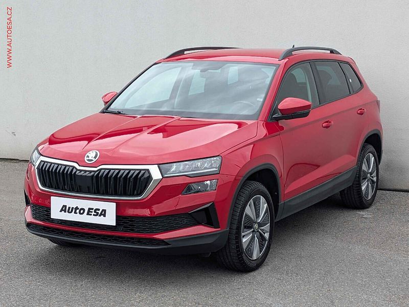 Škoda Karoq (2022) 1.5 TSi, ČR - fotka 3 z 18
