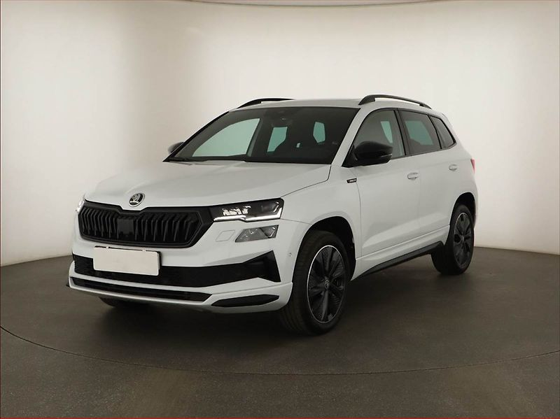 Škoda Karoq (2025) 1.5 TSI, SPORTLINE, AUTOMAT - fotka 2 z 20