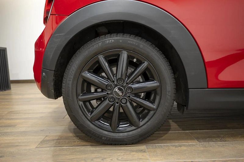 Mini Cooper S 2.0 141 kW - fotka 32 z 35