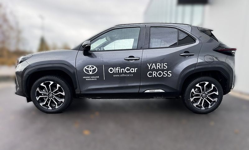 Toyota Yaris Style         Cross MC24 - fotka 3 z 8